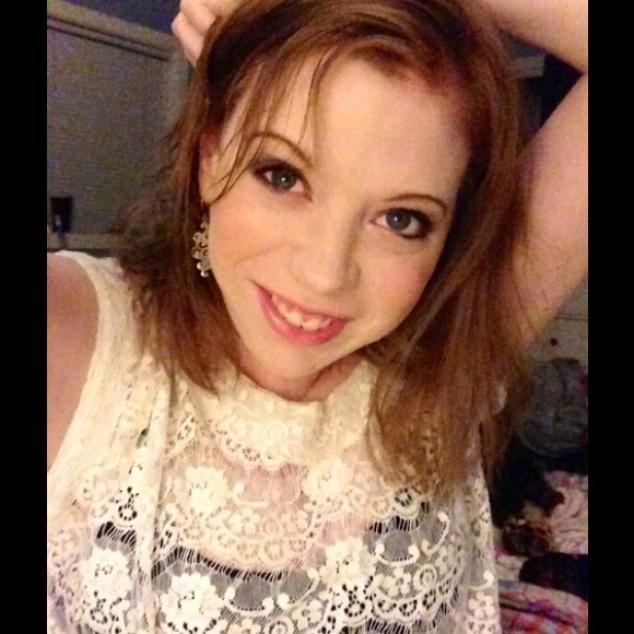 Meet your Posher, Meg - Picture 2 of 4