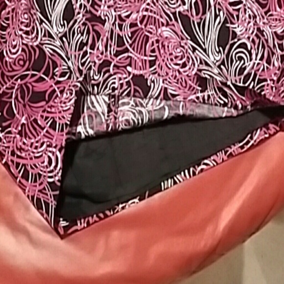 Halter dress - Picture 4 of 4