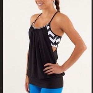 Lululemon No Limits Tank EUC Sz 4-Chevron print