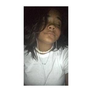 Meet your Posher, Alana