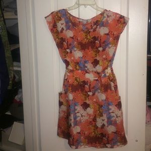 Super cute floral dress