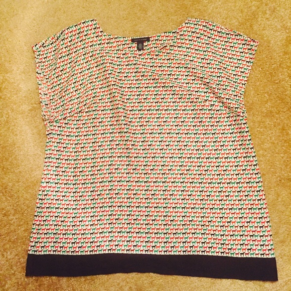 Cute shirt - Picture 1 of 3