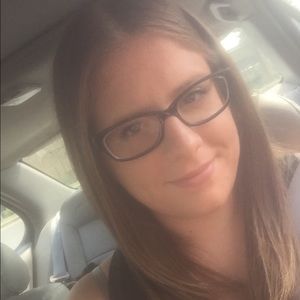 Meet your Posher, Mikayla