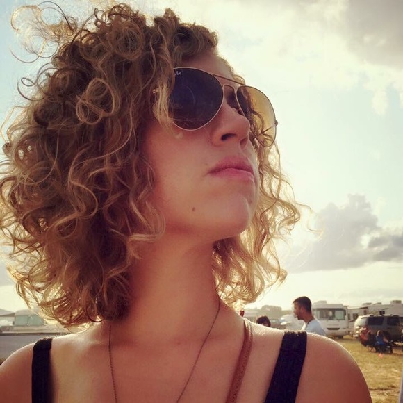 Meet your Posher, Kelly - Picture 6 of 8