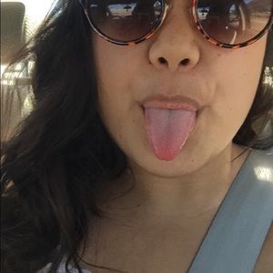 Meet your Posher, Zarina