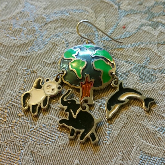 Vintage World Tree & animal earrings. - Picture 2 of 6