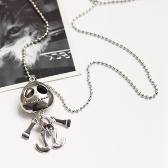 Big Eyes Skeleton Necklace - Picture 2 of 4