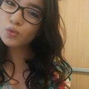 Meet your Posher, Eliza