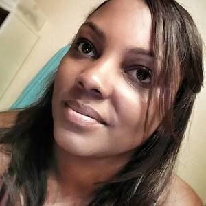 Meet your Posher, Tonya