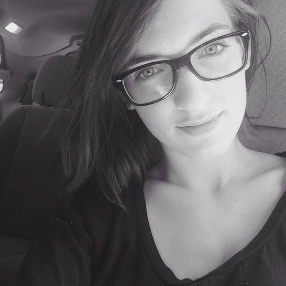 Meet your Posher, Colleen