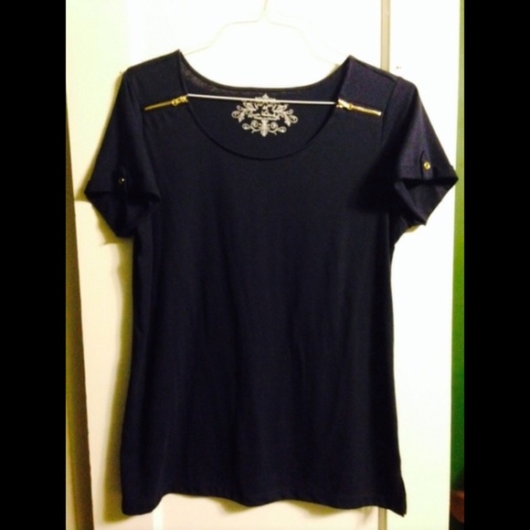 Gloria Vanderbilt navy blue M short-sleeve shirt