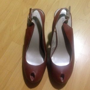 New Xhilaration Cognac Platform Heels Women's 9