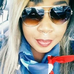 Meet your Posher, Ana