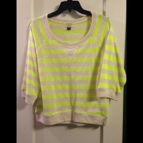 Yellow & Beige/Tan striped Medium shirt