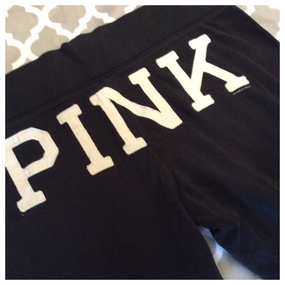 PINK Victoria's Secret Pants - PINK cropped sweatpants