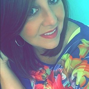 Meet your Posher, Debra