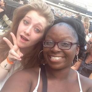 Meet your Posher, Lashonda