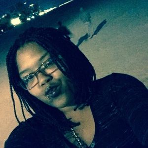 Meet your Posher, Davida