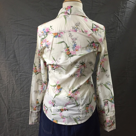 2000s - White Longsleeve Shirt with Floral Design - Picture 2 of 2