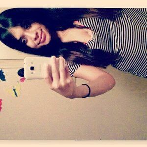 Meet your Posher, Yaritza