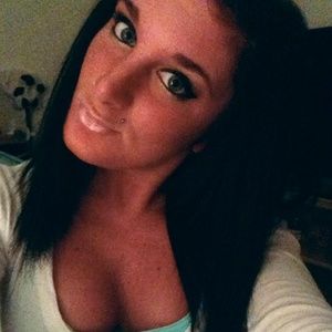 Meet your Posher, Brianna