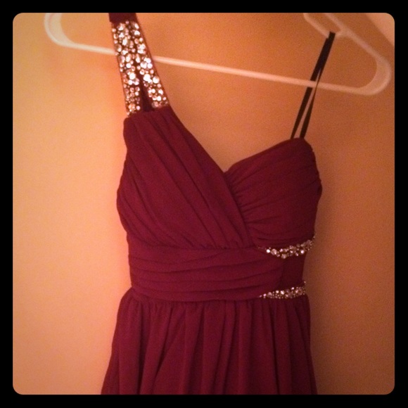 Homecoming dress - Picture 1 of 4