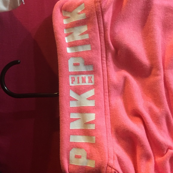 Half zip - Picture 2 of 4