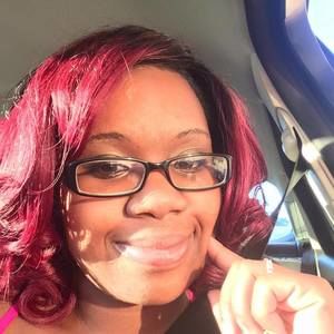 Meet your Posher, Cortney