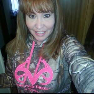 Meet your Posher, Angie