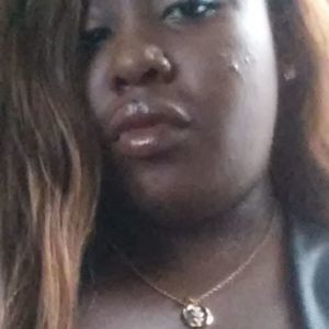 Meet your Posher, Ebony