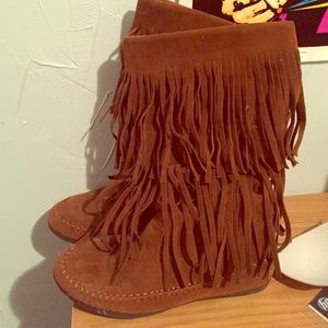 Rampage chestnut fringe boots