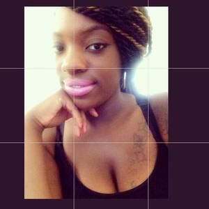 Meet your Posher, Tina