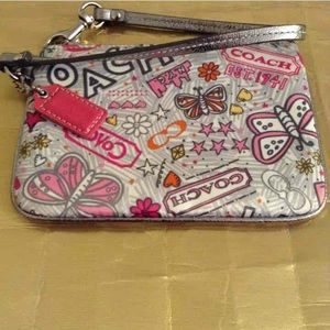 Coach Poppy Wristlet