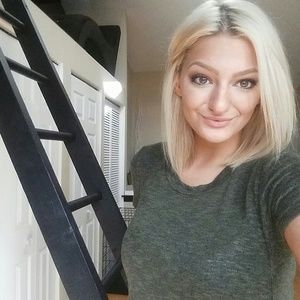 Meet your Posher, Ramiza