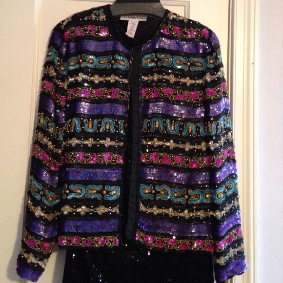 REDUCED-Beautiful Classic Sequin Dinner Jacket - Picture 2 of 3