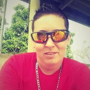 Meet your Posher, Yadira