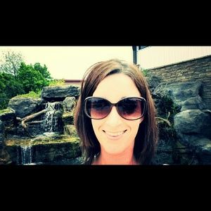 Meet your Posher, Tracey