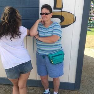 Meet your Posher, Connie