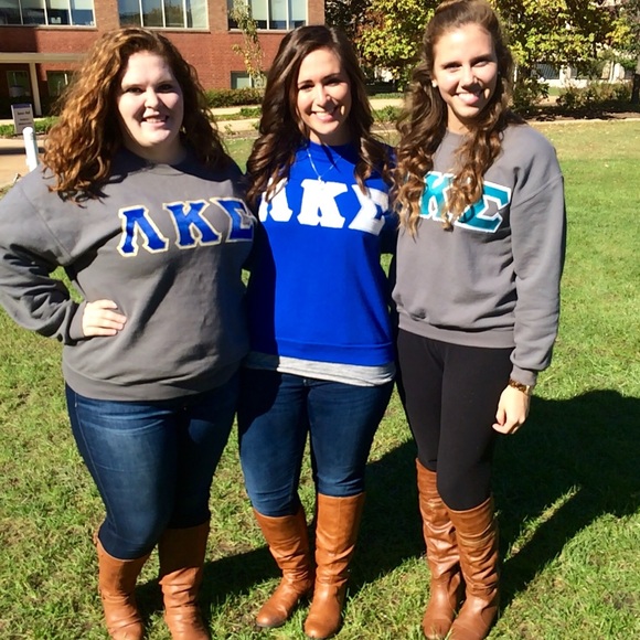 Meet your Posher, Kayla - Picture 4 of 4