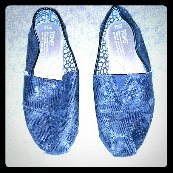Black glitter Tom's size 7.5