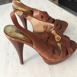 Michael Kor's Size 7 platform heels-camel color