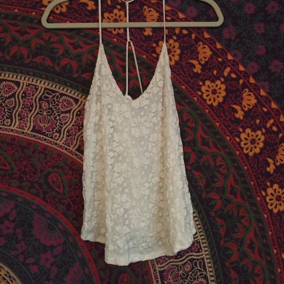 Urban outfitters pretty white lace top BARELY WORN