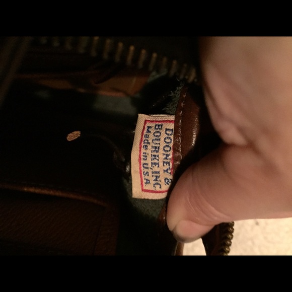 👜Vintage Mint condition Dooney and Bourke 👜 - Picture 2 of 4