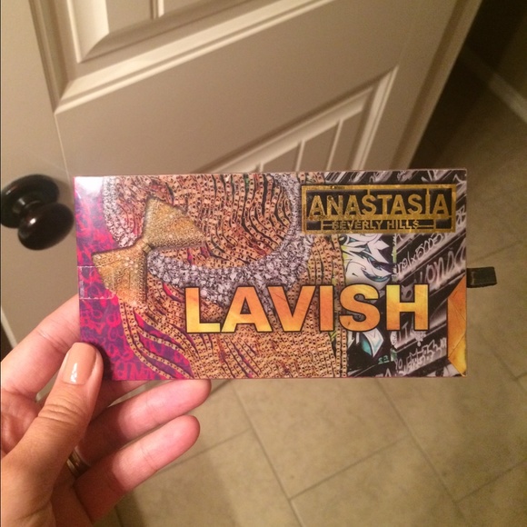 Anastasia Lavish Palette