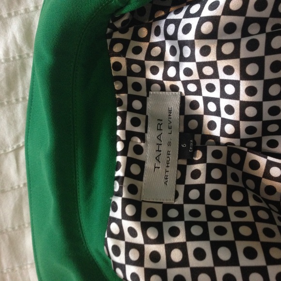 Green blazer💚 - Picture 4 of 4