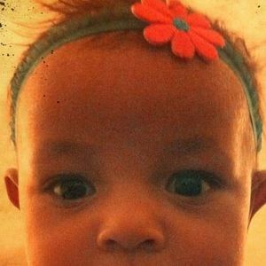 Meet your Posher, Alicia