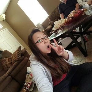 Meet your Posher, Christina