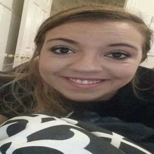 Meet your Posher, Rebecca