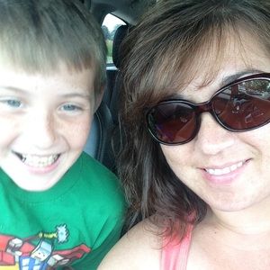 Meet your Posher, Denise