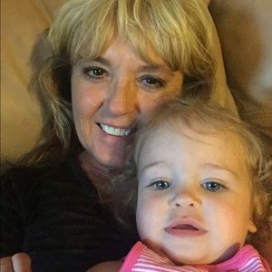 Meet your Posher, Pam